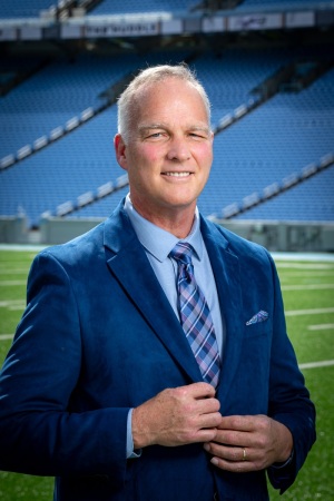 Chapel Hill, NC - September 18, 2021 - Kenan Memorial Stadium: Former University of Georgia Coach and current ESPN/ACC Network Football commentator Mark Richt poses for a portrait prior to the Virginia Cavaliers / University of North Carolina (UNC) Tar Heels regular season game.

(Photo by Jay Anderson / ESPN Images)